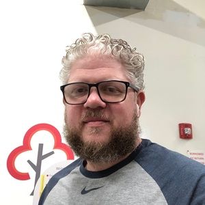 Meet your Posher, Marc